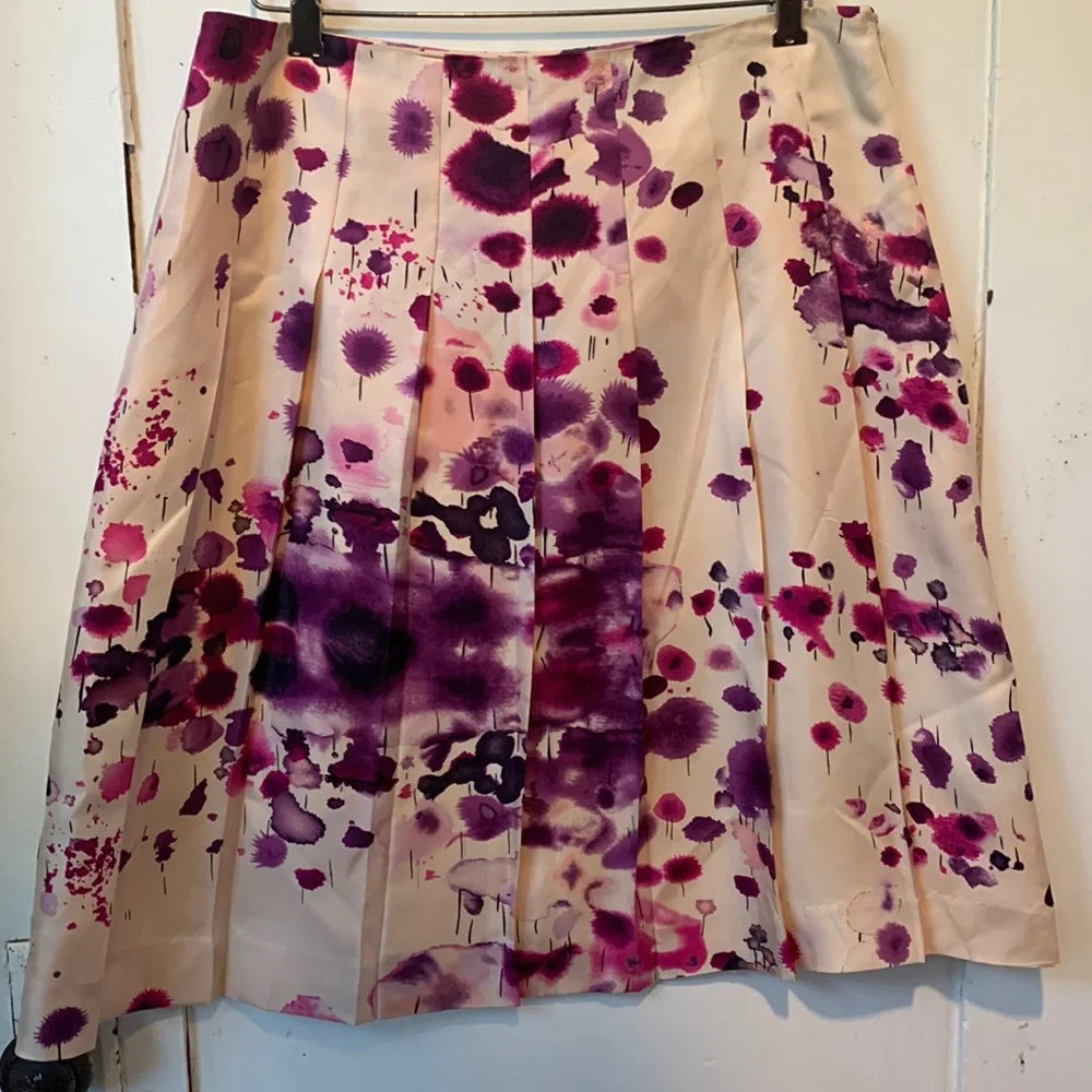 Calvin Klein Womans Pleated Skirt, Size 6 - Picture 1 of 5